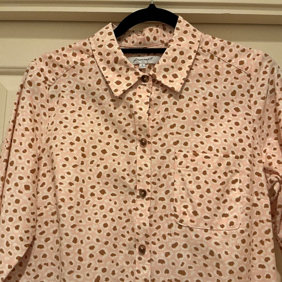 FOXCROFT Pink, Tan & White Leopard Print Corduroy Long Sleeved Blouse Size 8 - Picture 2 of 14